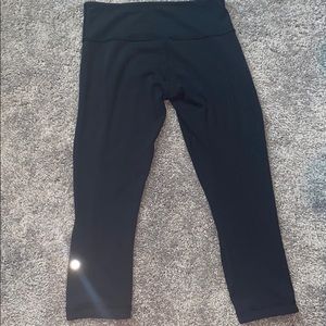 Lululemon cropped not high waisted reversible